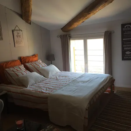 Bed & Breakfast Du Cote De Chez Soi Loupian