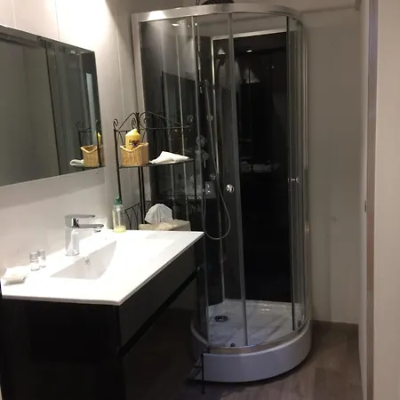 Du Cote De Chez Soi 3* Loupian