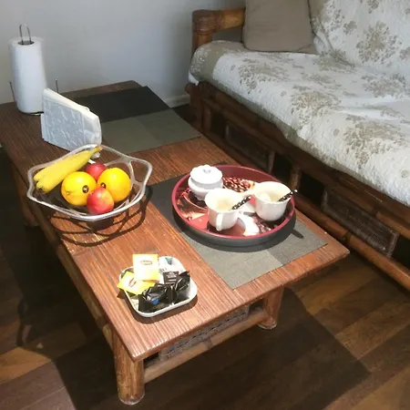 Du Cote De Chez Soi Bed & Breakfast 3*